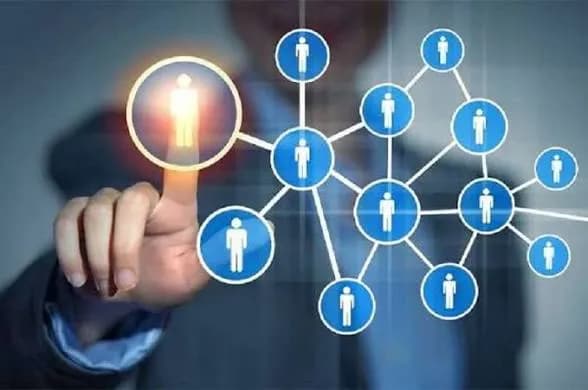 کلاهبرداری از طریق شرکتهای هرمی