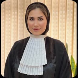 محیا اکبری